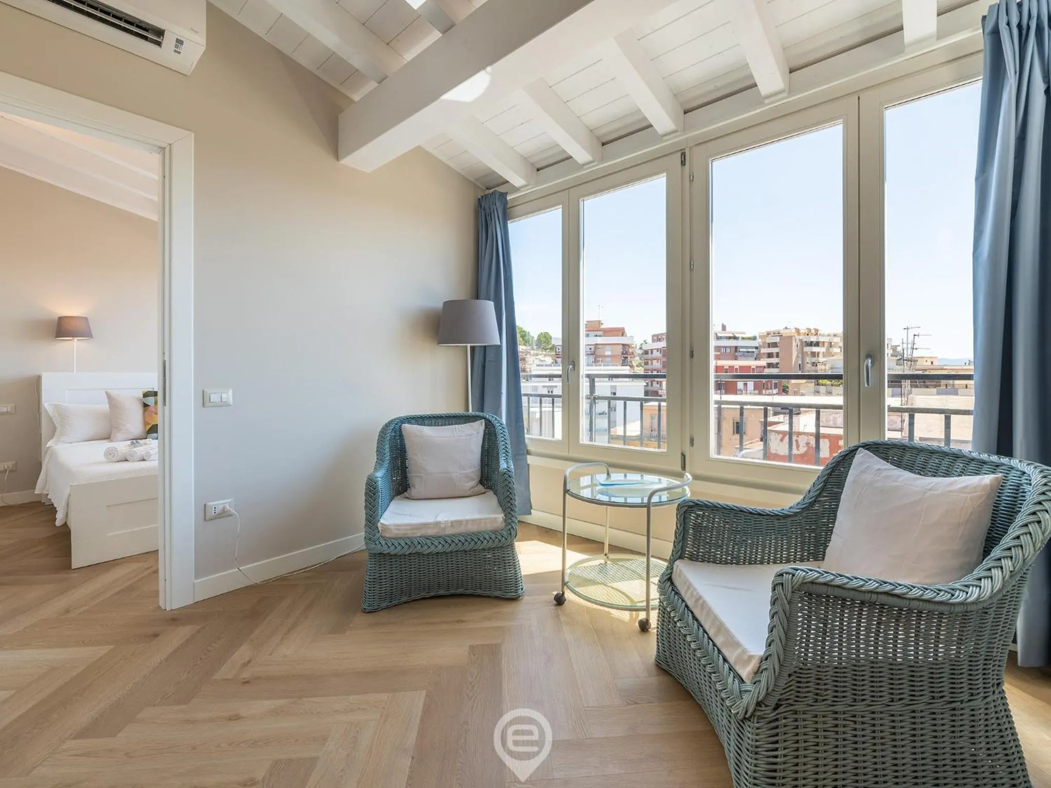 Living room, Bed in Bellavista Apartment