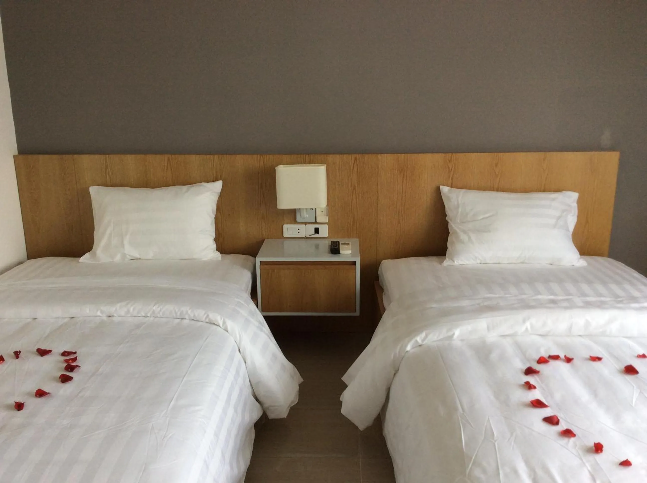 Bedroom, Bed in Sailing Hotel Phú Quốc