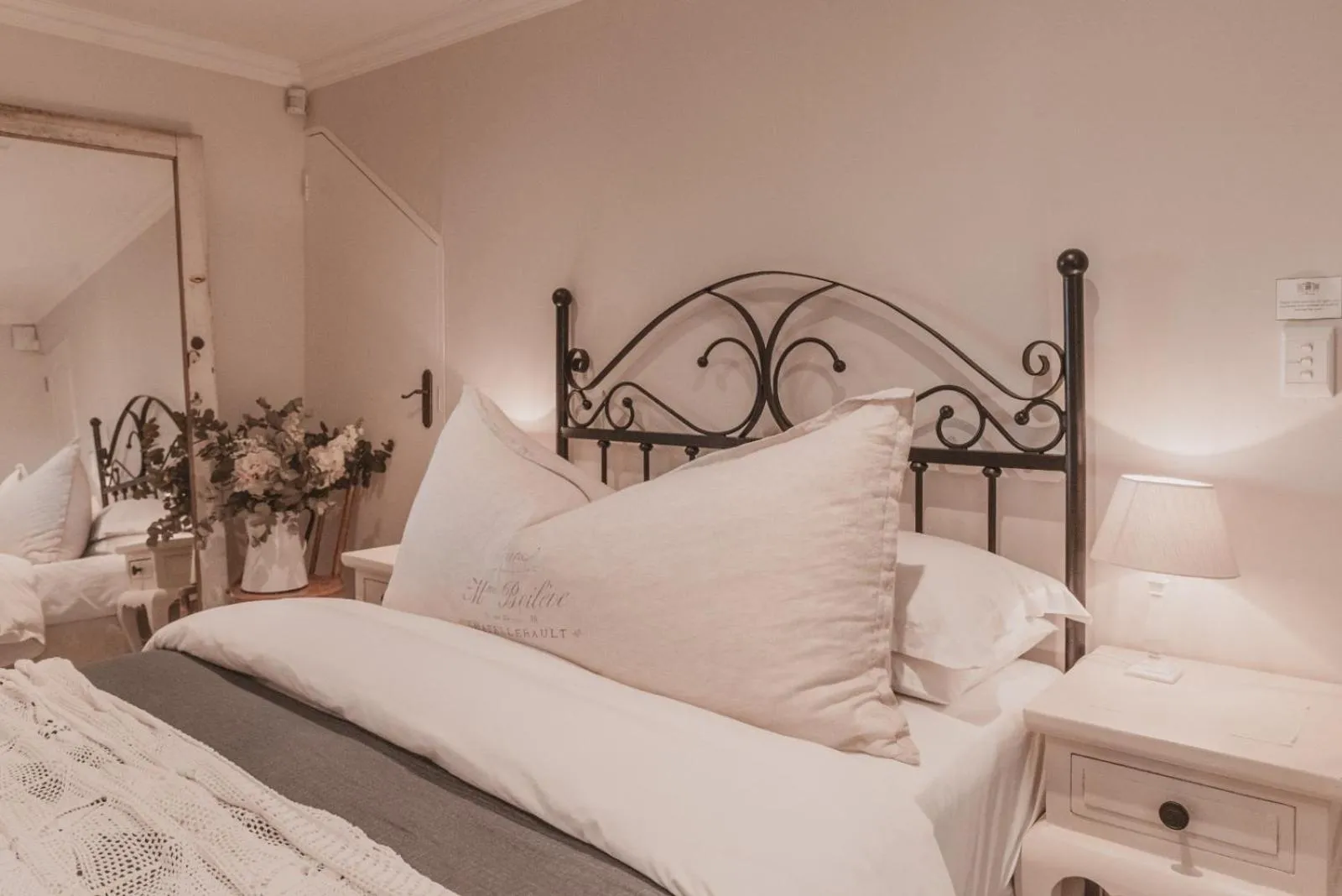 Queen Room with Garden View in Shades of Provence