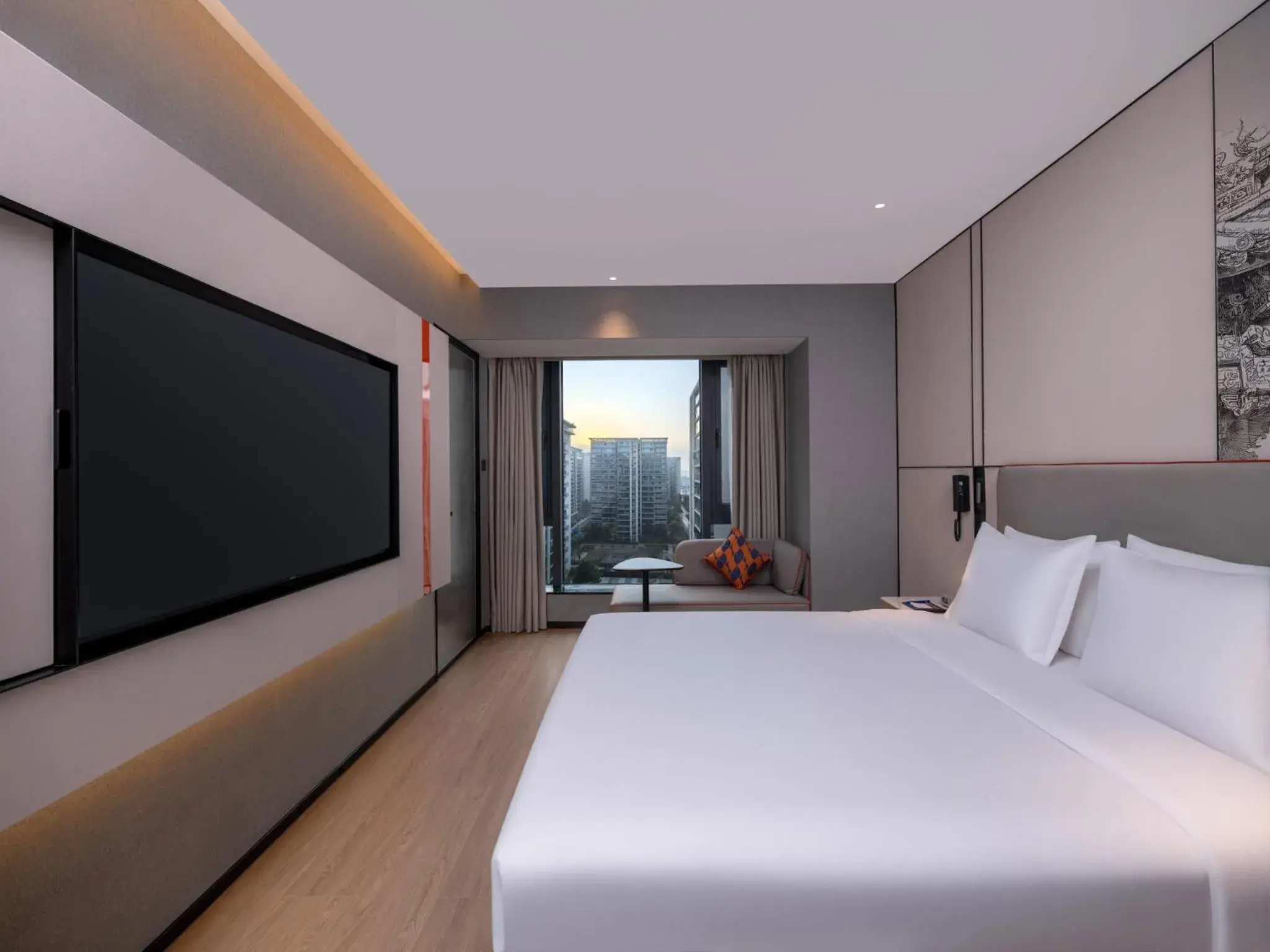 Standard King Room - Accessible in Holiday Inn Express Chengdu Shuangliu Chuanda Road by IHG Standard King Room - Accessible in Holiday Inn Express Chengdu Shuangliu Chuanda Road by IHG