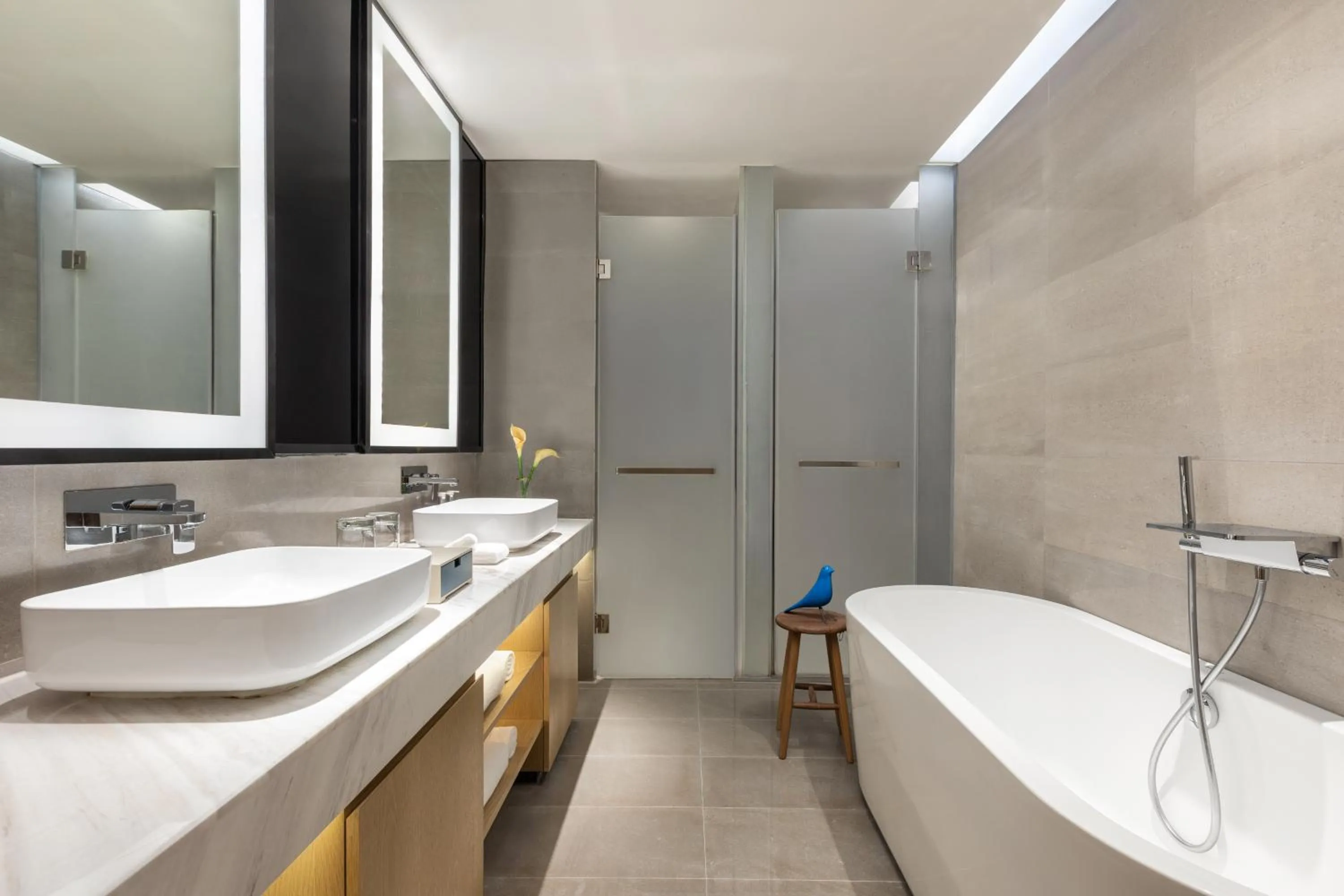 Bathroom in voco Chengdu High-Tech