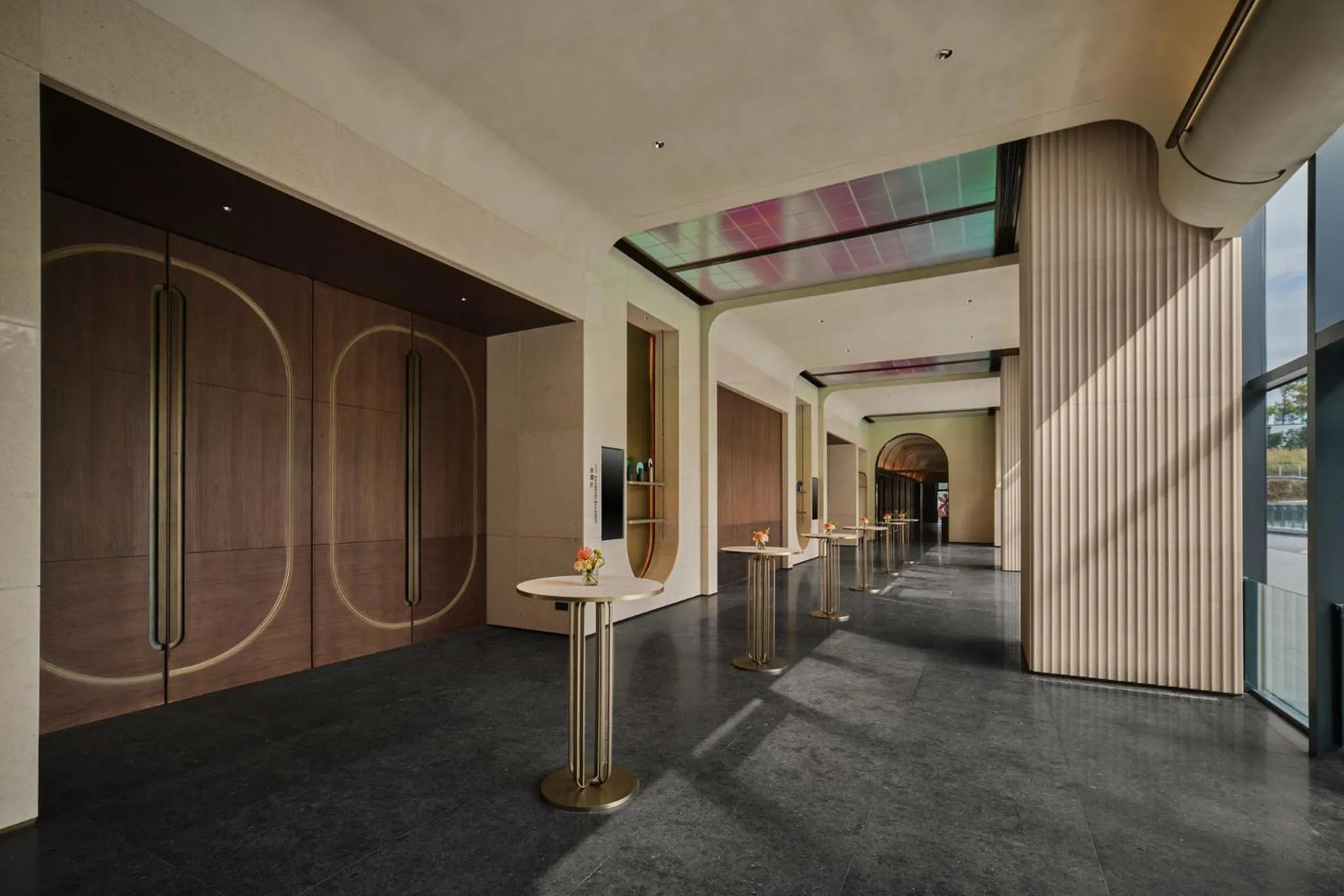 Meeting/conference room in Hotel Indigo Zhuhai Xiangzhou by IHG