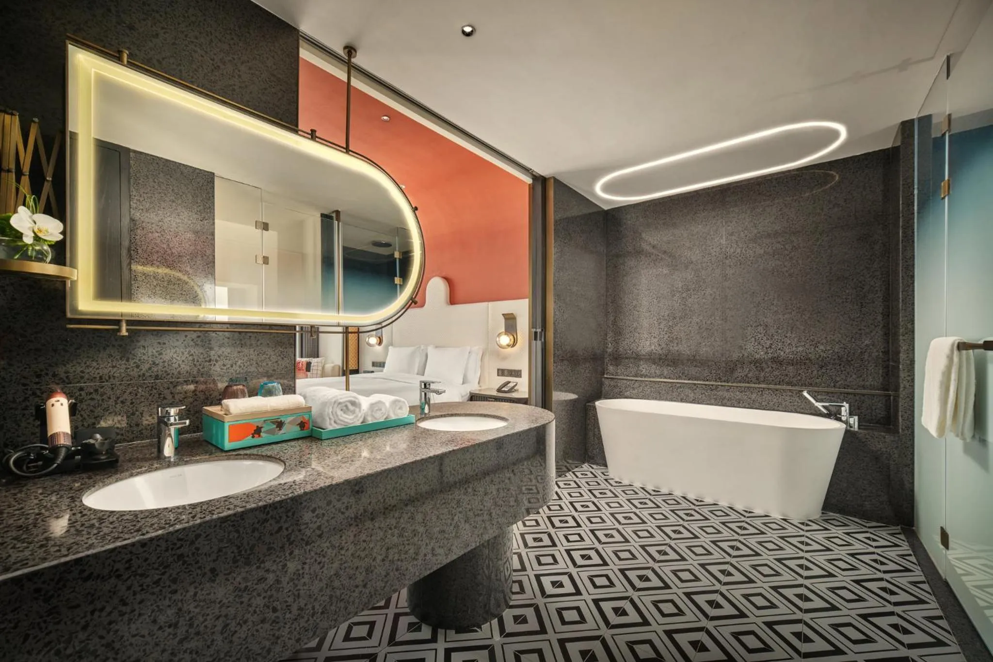 Bedroom in Hotel Indigo Zhuhai Xiangzhou by IHG