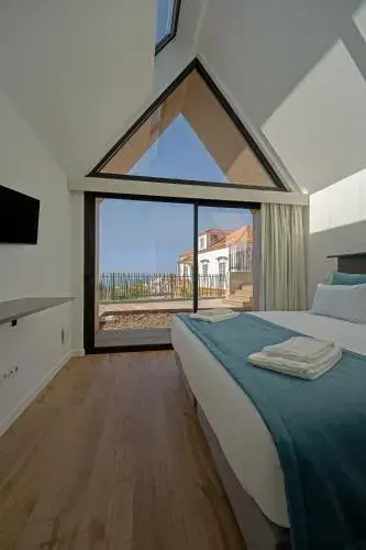 Double or Twin Room in Bungalow with Balcony and Sea/Pool view - single occupancy in Boomerang d'O Século Double or Twin Room in Bungalow with Balcony and Sea/Pool view - single occupancy in Boomerang d'O Século