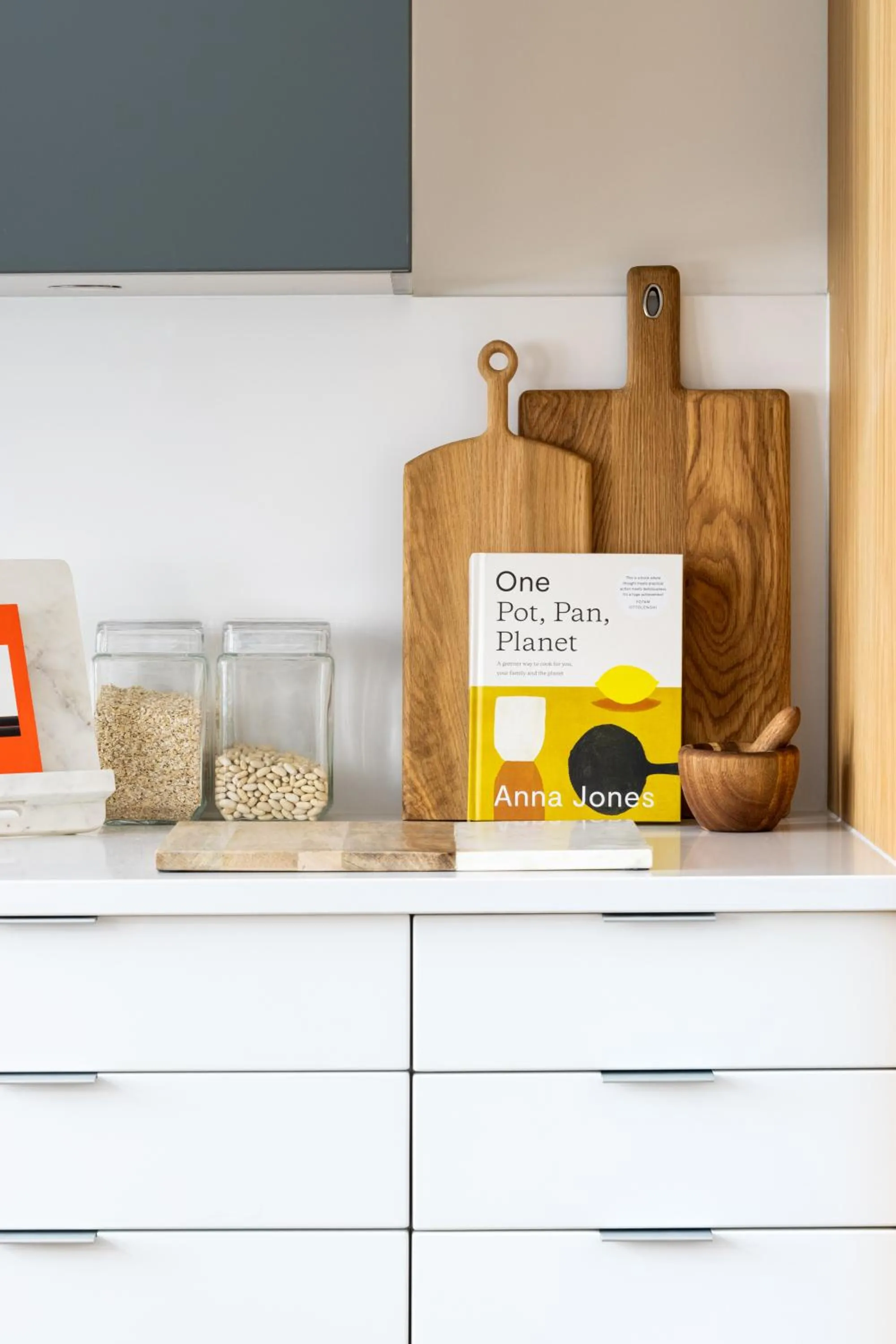 Kitchen or kitchenette in The Marlo
