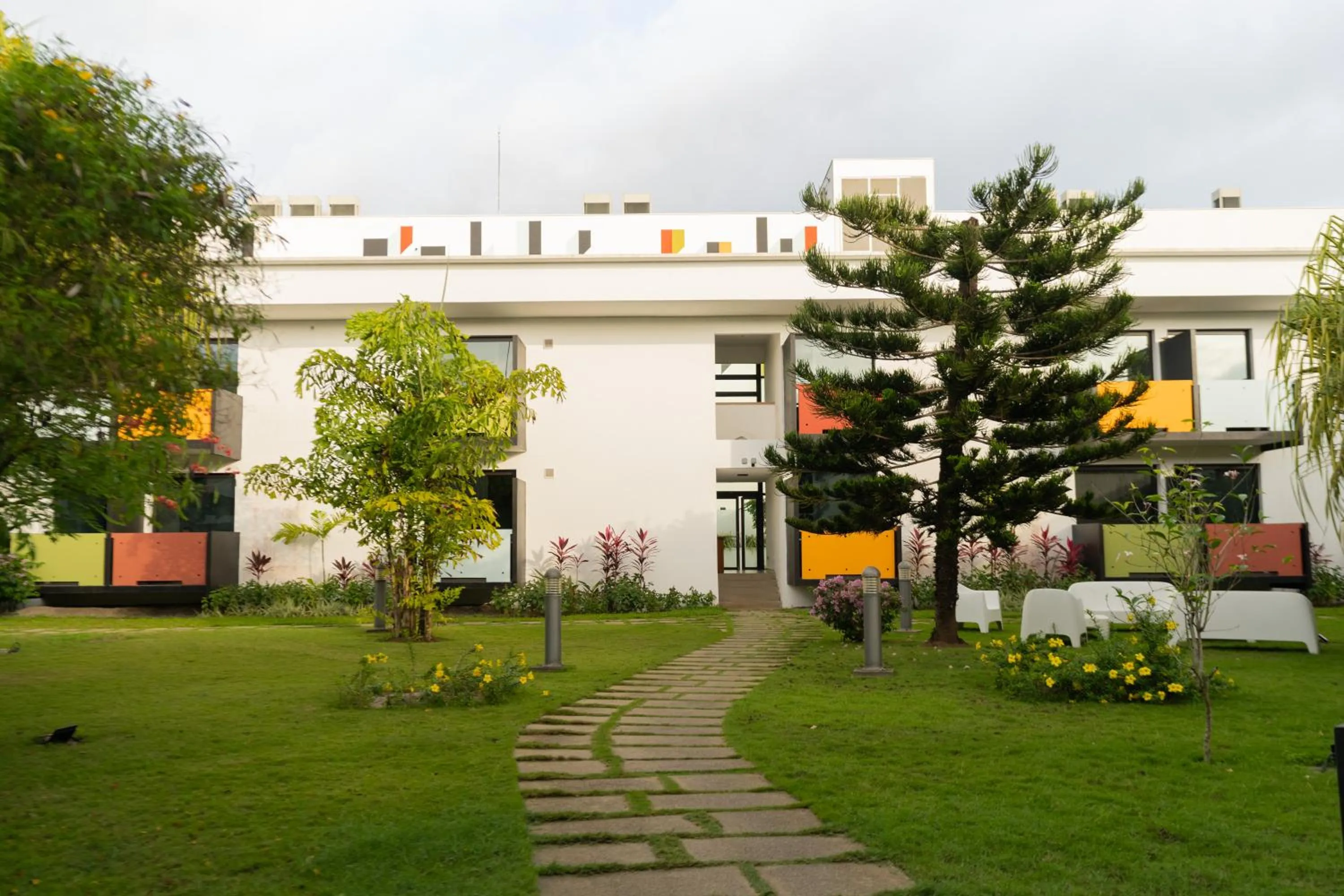 Garden in ONOMO Hotel Abidjan