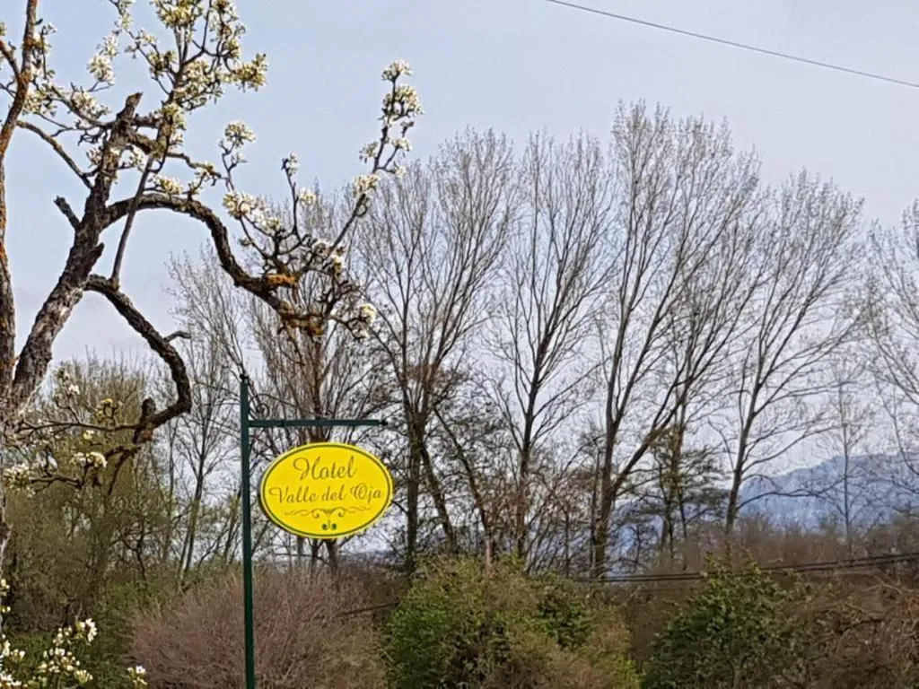 Property logo or sign in Hotel Valle del Oja