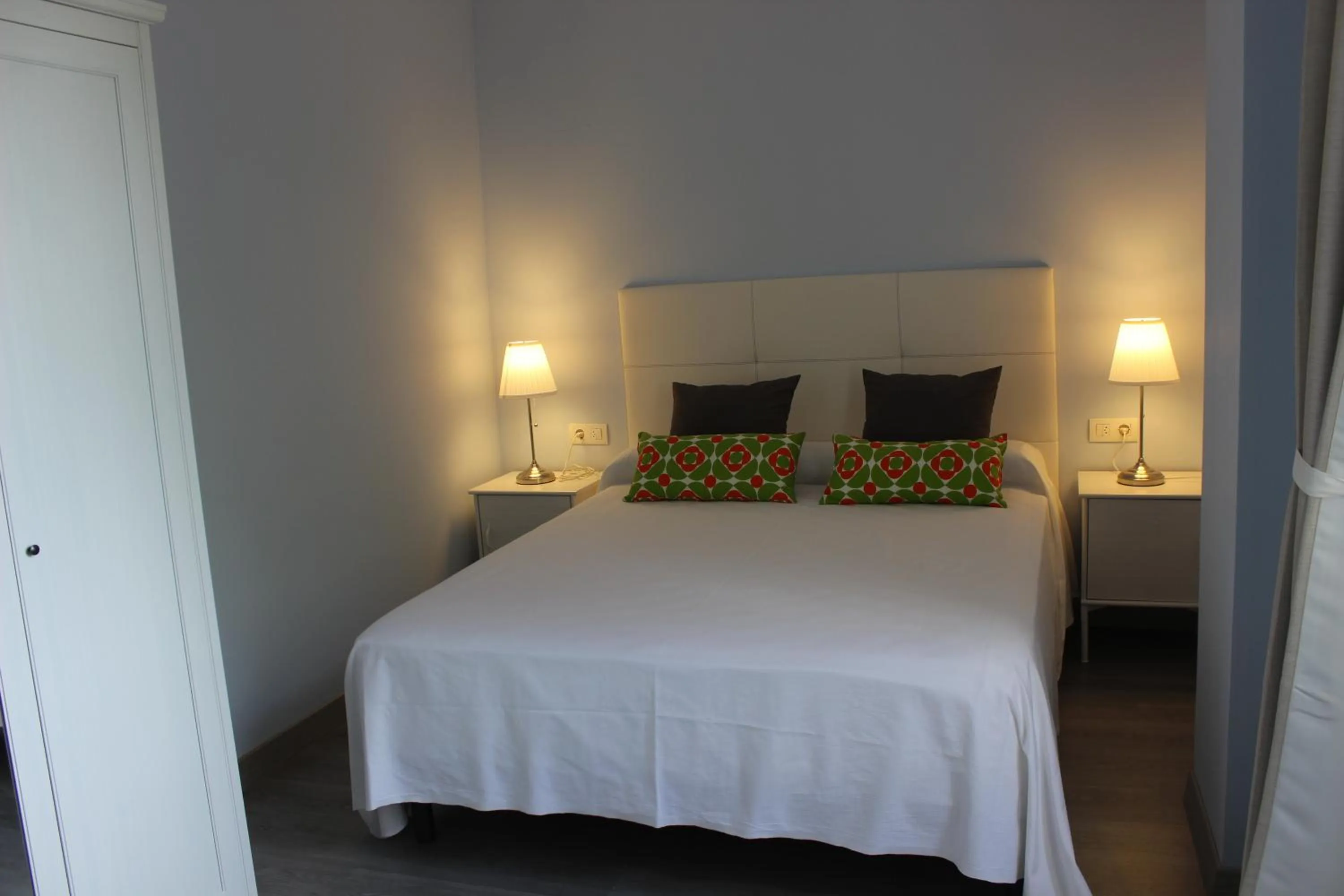 Photo of the whole room, Bed in Hotel Valle del Oja