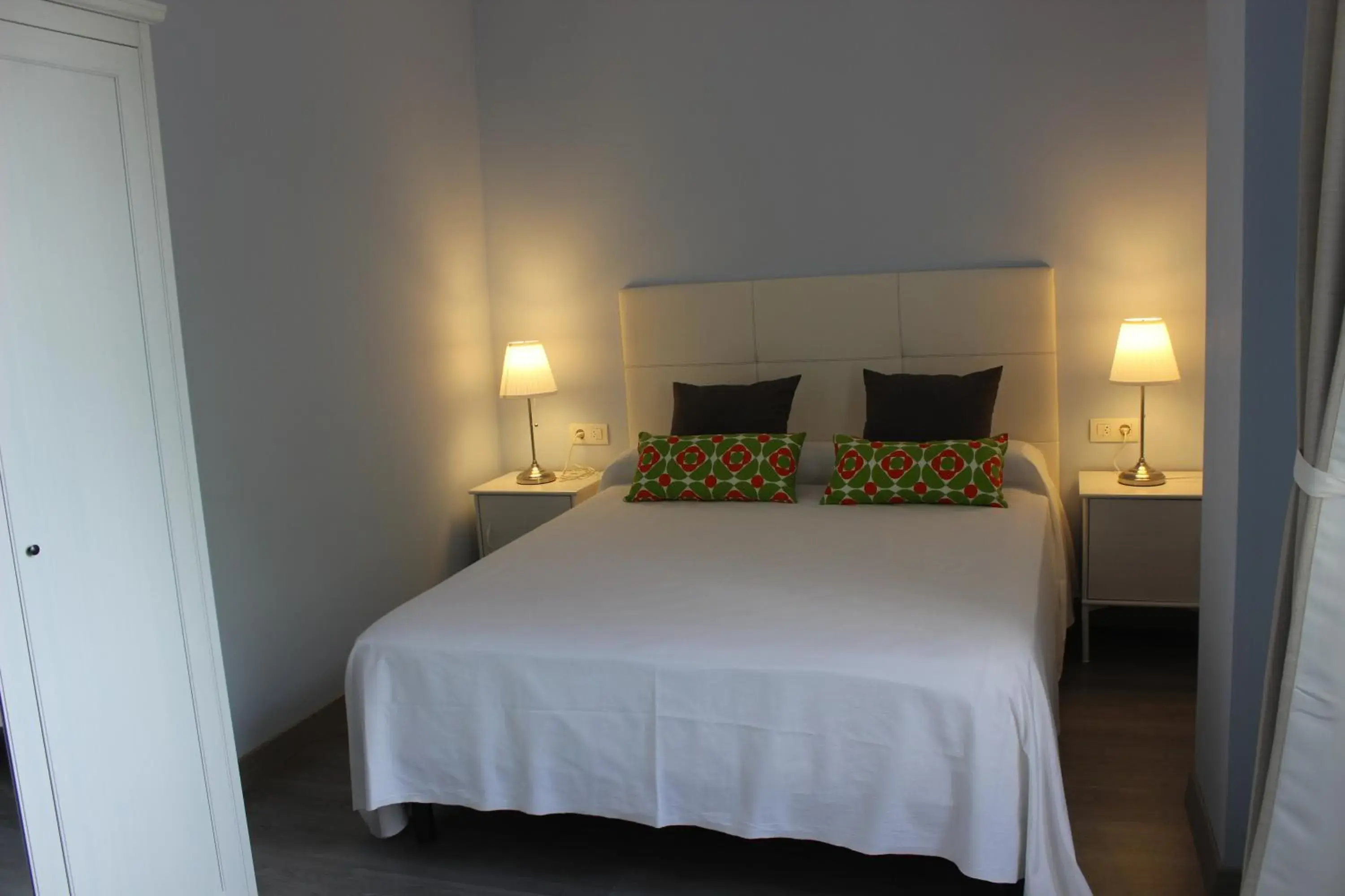 Small Double Room in Hotel Valle del Oja Small Double Room in Hotel Valle del Oja