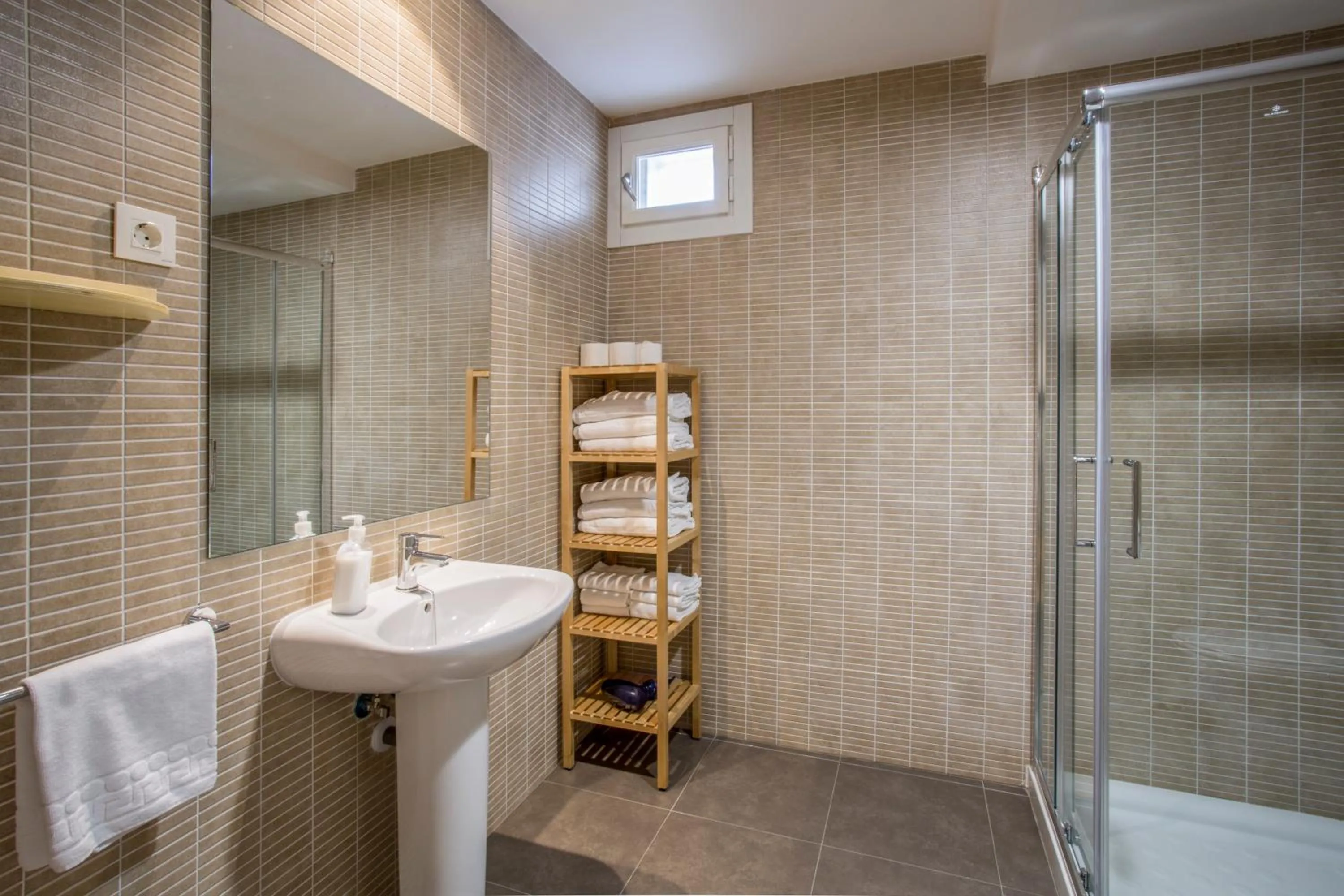 Bathroom in Slow Suites Luchana