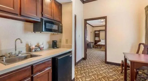 Quality Inn & Suites Zanesville City Center