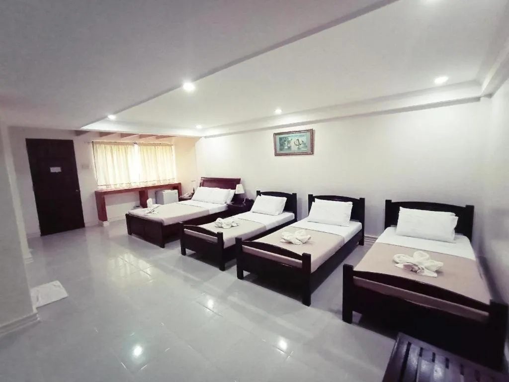 Bed in Ogtong Cave Resort