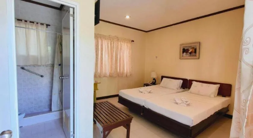 Bed in Ogtong Cave Resort