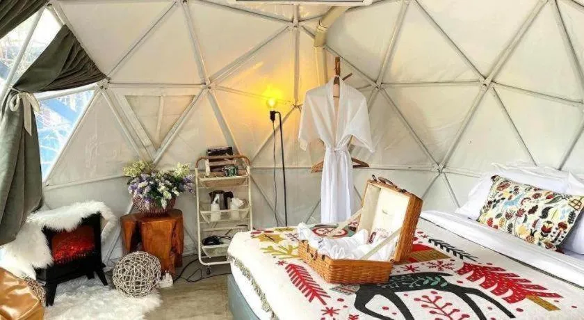 Bed in Khaopubpa Resort