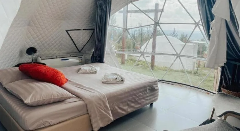 Bed in Stratus Resort