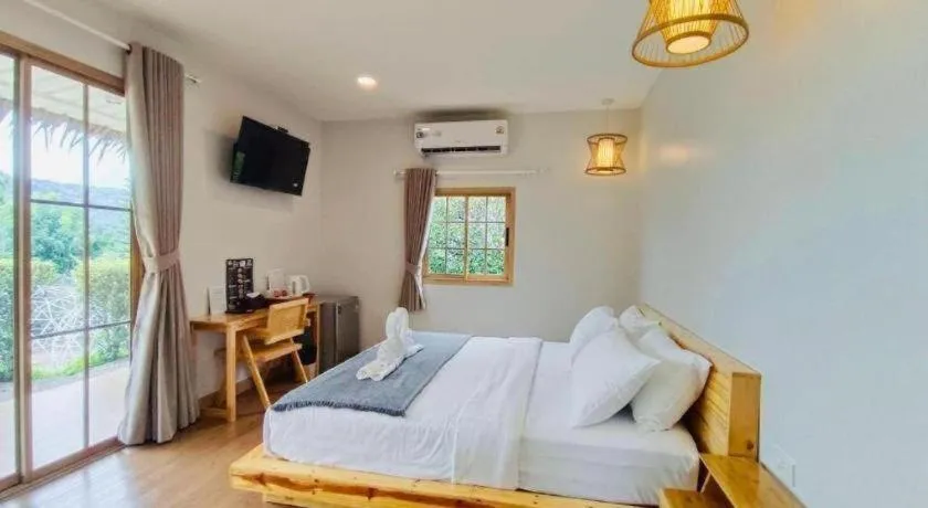 Bed in Stratus Resort