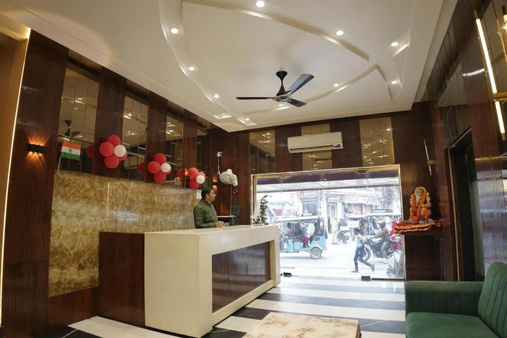 Hotel Savvy Ganges