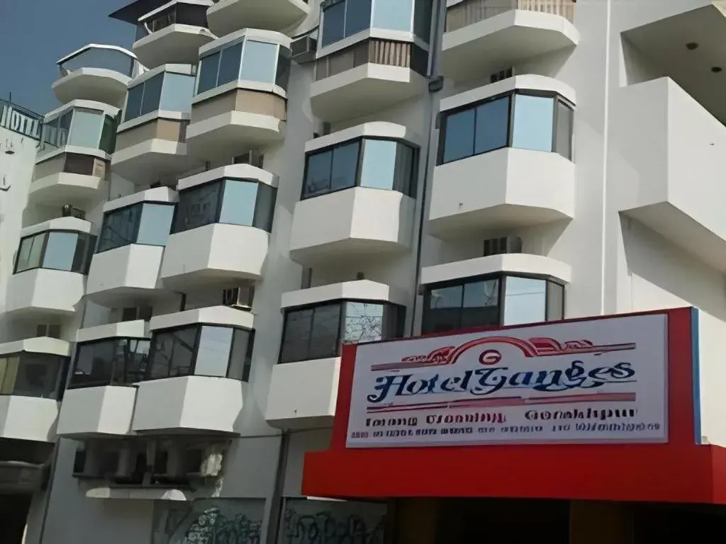 Hotel Savvy Ganges Hotel Savvy Ganges