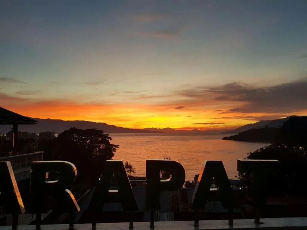 Parapat View Hotel