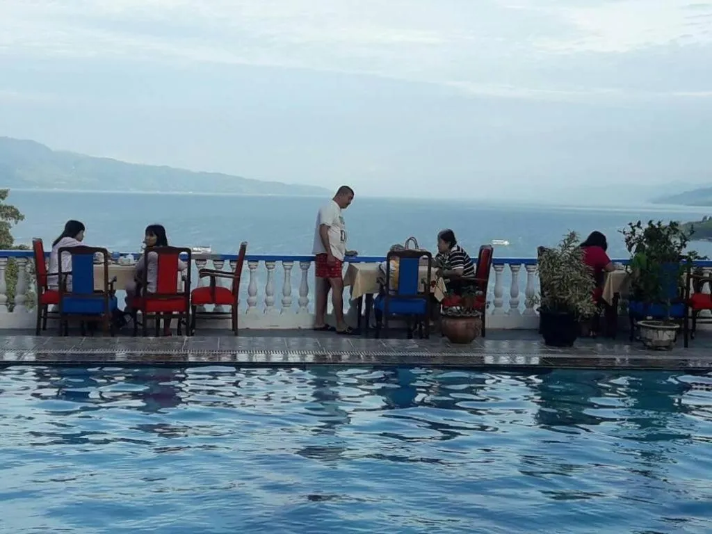 Parapat View Hotel