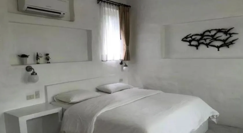 Bed in Samunthitar Resort
