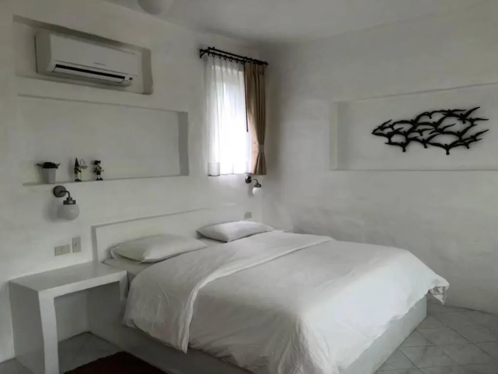 Bed in Samunthitar Resort