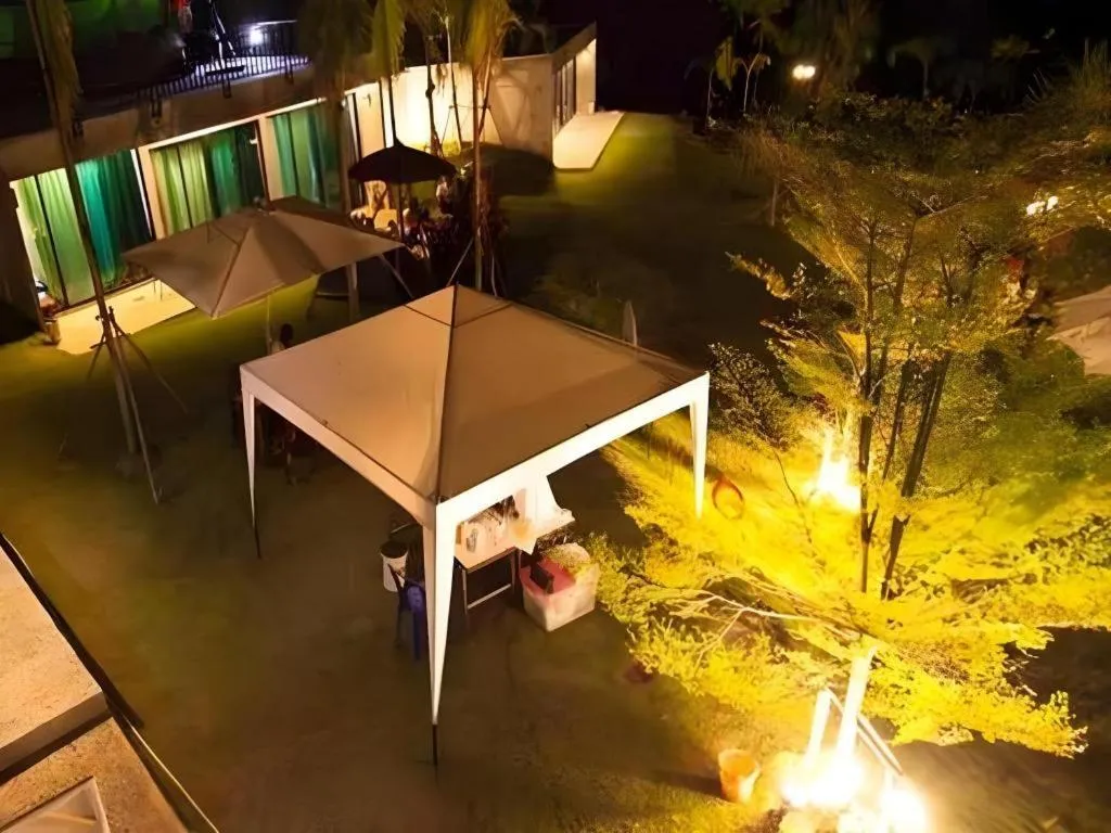 Hor Nok Hook Ta To Resort