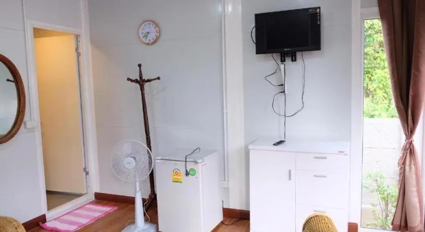 Baan Cha-lier Sook Bangsaray