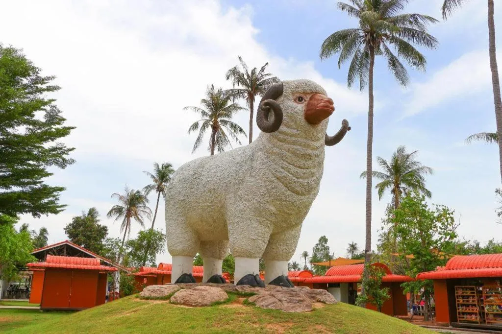 Baan Cha-lier Sook Bangsaray