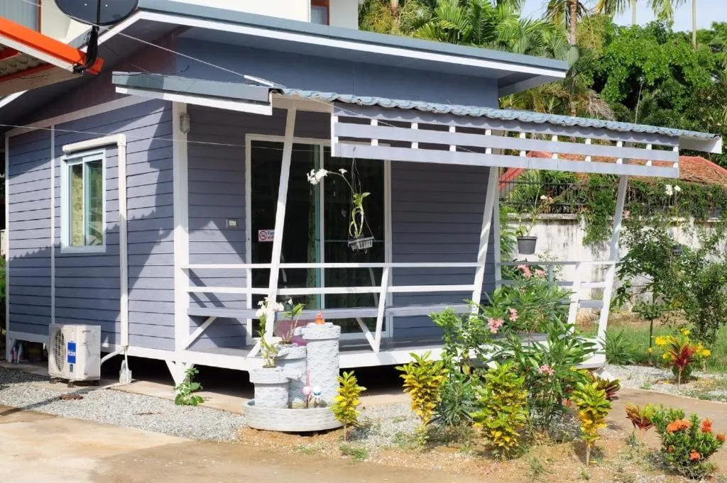 Baan Cha-lier Sook Bangsaray