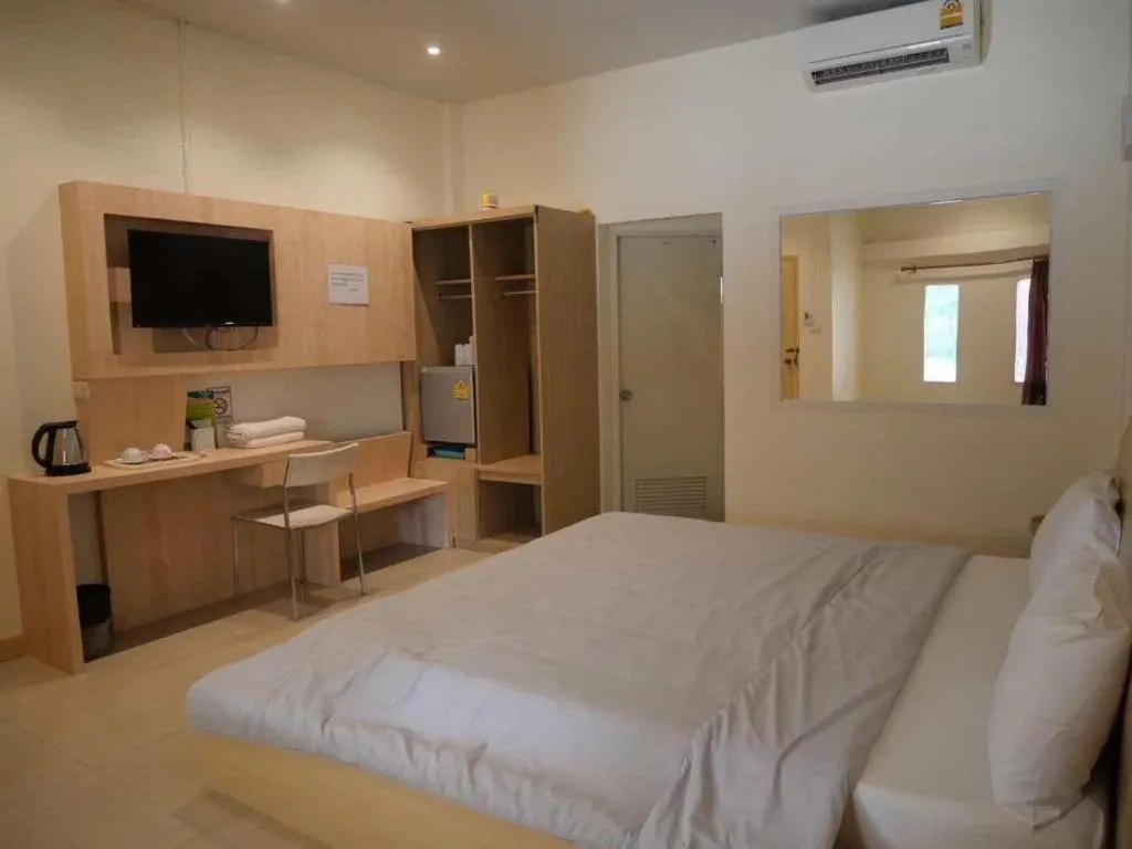 Bed in The Resort Kamphaengphet