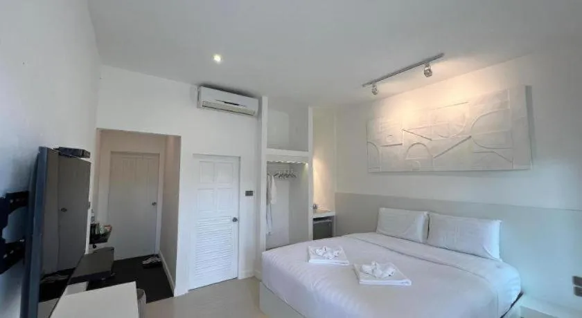 Bed in SailomResortKhaoyai