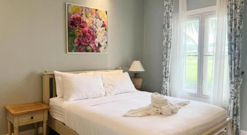 Bed in SailomResortKhaoyai