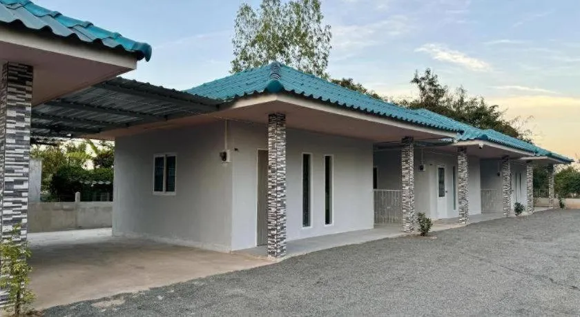 Sunshine Rest Resort