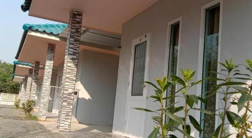 Sunshine Rest Resort