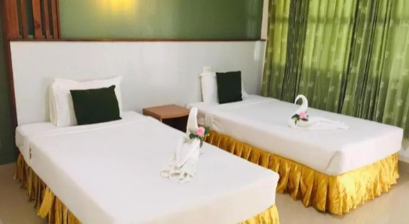 Bed in Suanpa Resort