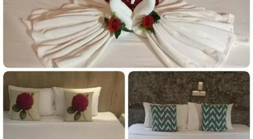 Bed in Suanpa Resort