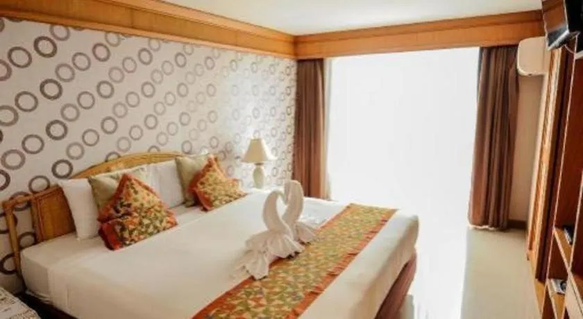 Bed in Haad Kaew Resort Songkhla