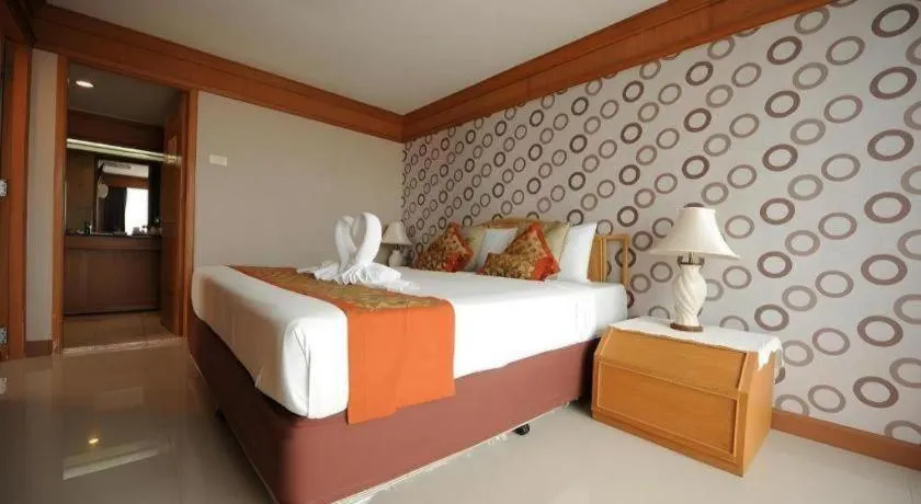 Bed in Haad Kaew Resort Songkhla