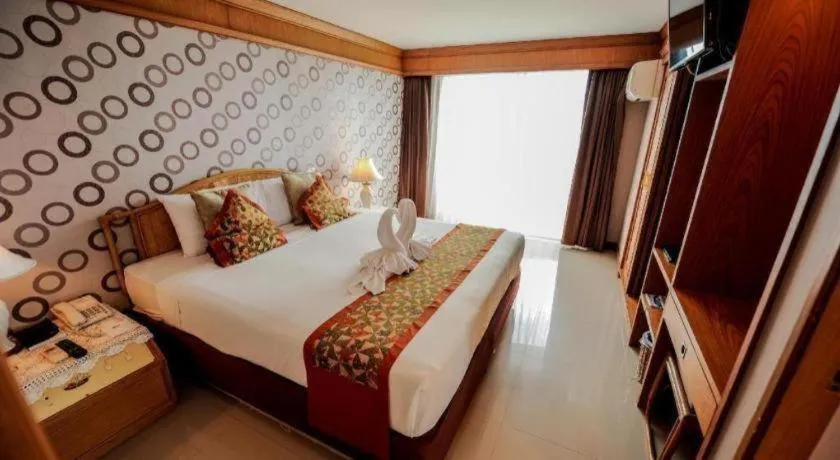 Bed in Haad Kaew Resort Songkhla