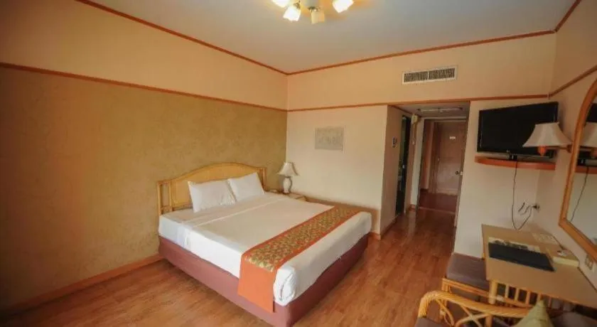 Bed in Haad Kaew Resort Songkhla