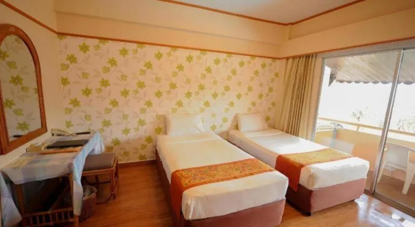 Bed in Haad Kaew Resort Songkhla