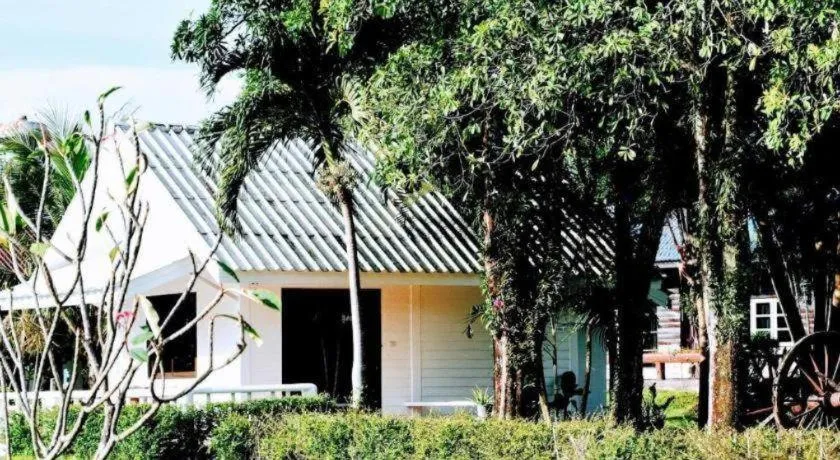 Home and Hill Resort