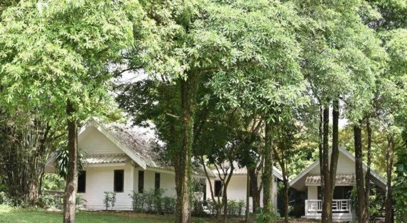 Home and Hill Resort