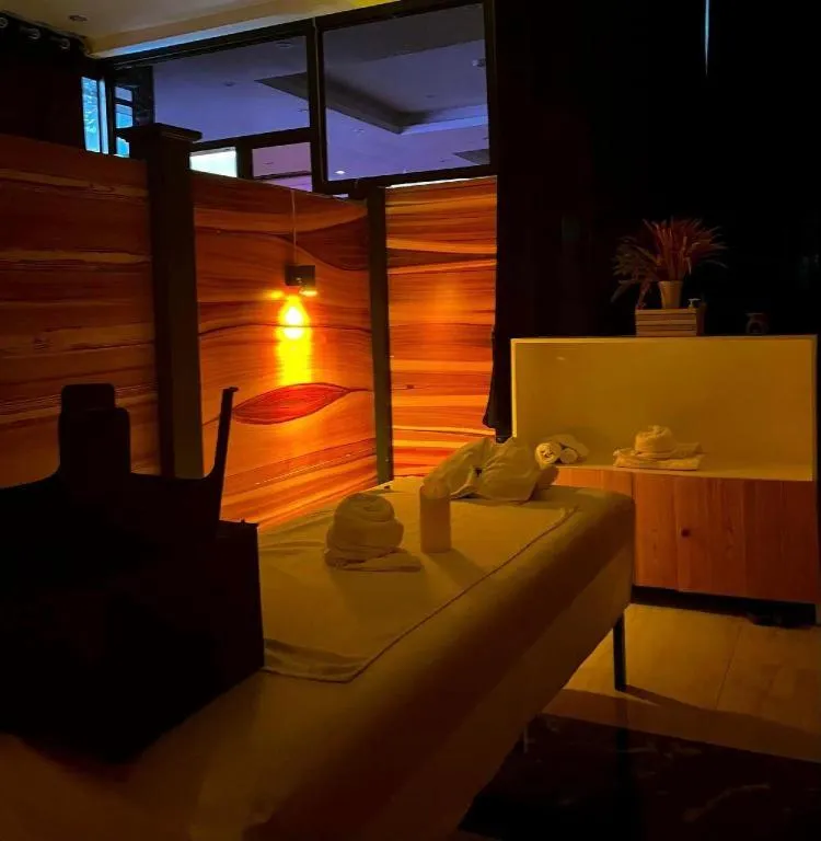 STARVIEW HOTEL AND RESORT