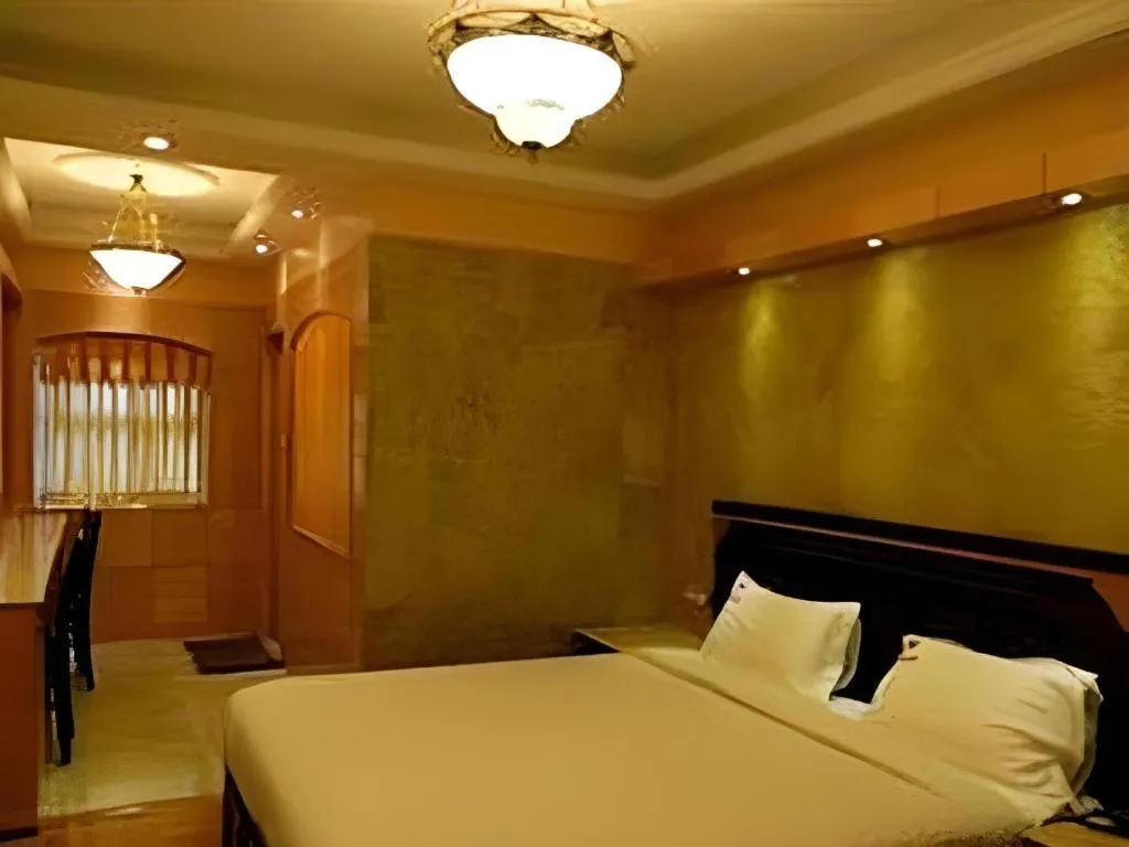 Bed in Sun Park Grand Hotel