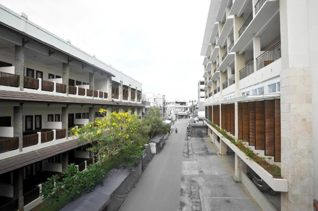 Laut Biru Resort Hotel