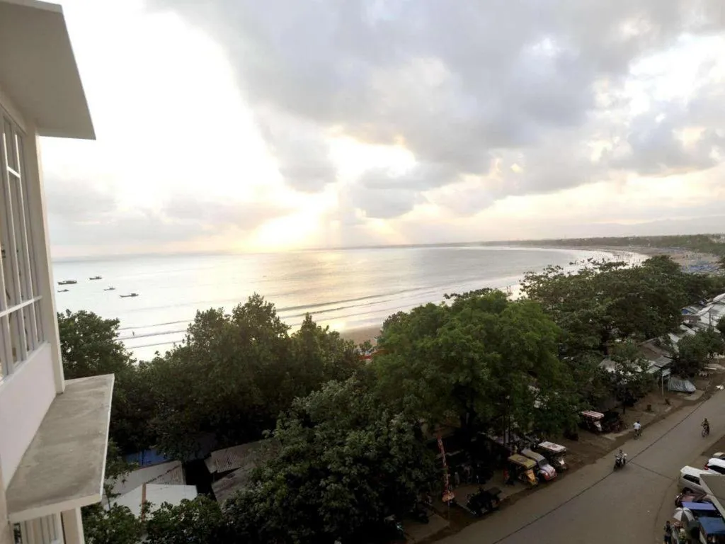 Laut Biru Resort Hotel