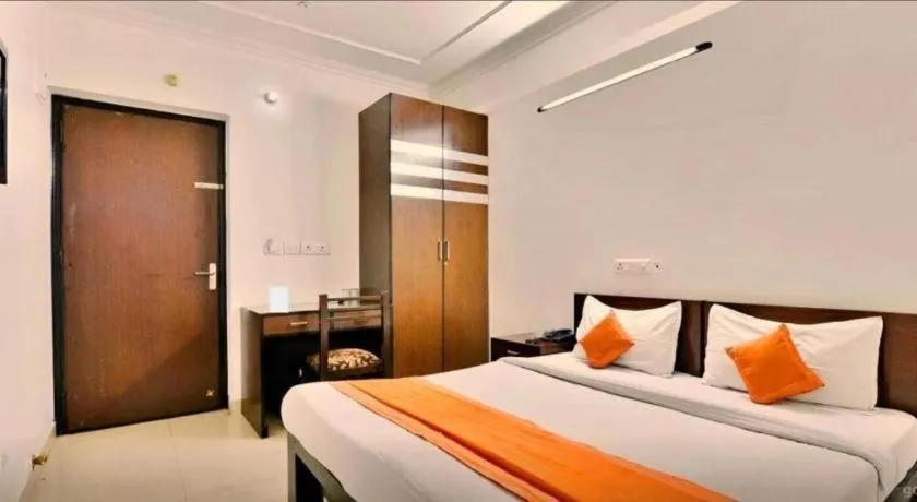 Bed in Hotel Laxmi Villa Palace