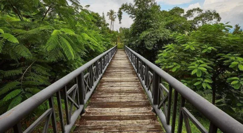 Dern Din Du Dao Resort